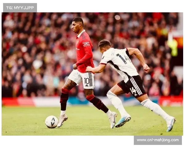 富勒姆两球落后扳平曼联：定位球战术奏效，客场韧性凸显